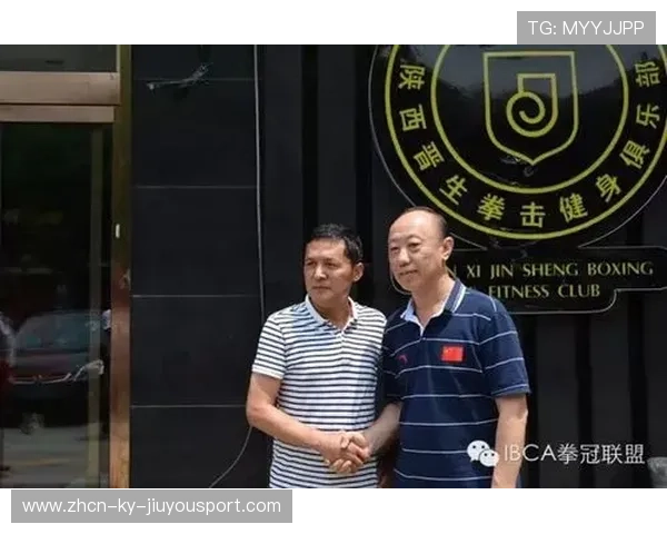 国际拳击裁判在执法中使用即时回放并与医疗顾问协同判断,拳击裁判规则介绍 国际拳击裁判在执法中使用即时回放并与医疗顾问协同判断,拳击裁判规则介绍